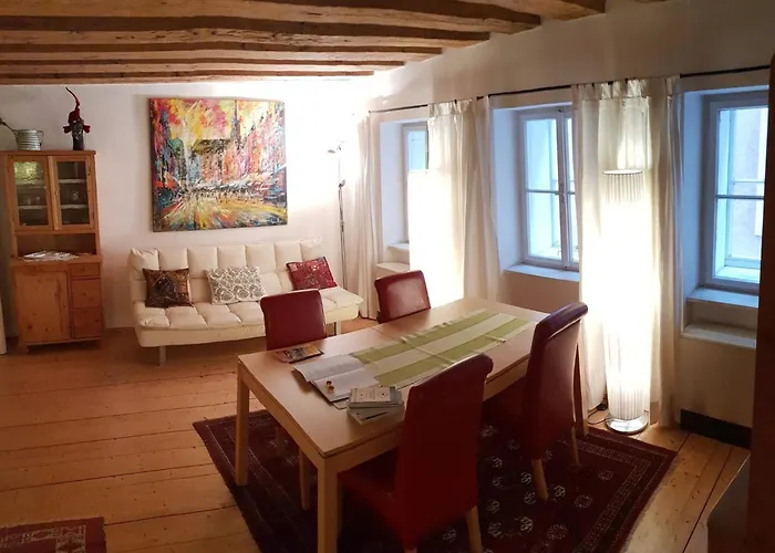 Romantic,Central Situated 75M2 Flat